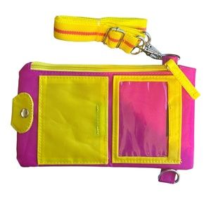 NWOT Simply Smart Crossbody Tech Companion Travel Bag